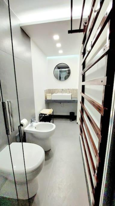 Dock33 - Comfort Loft In Catania Center Bagian luar foto